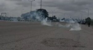 Police fire teargas to disperse #EndSARS memorial at Lekki Toll Gate